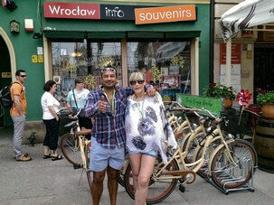 private cruise with guide and old town sightseeing by bike